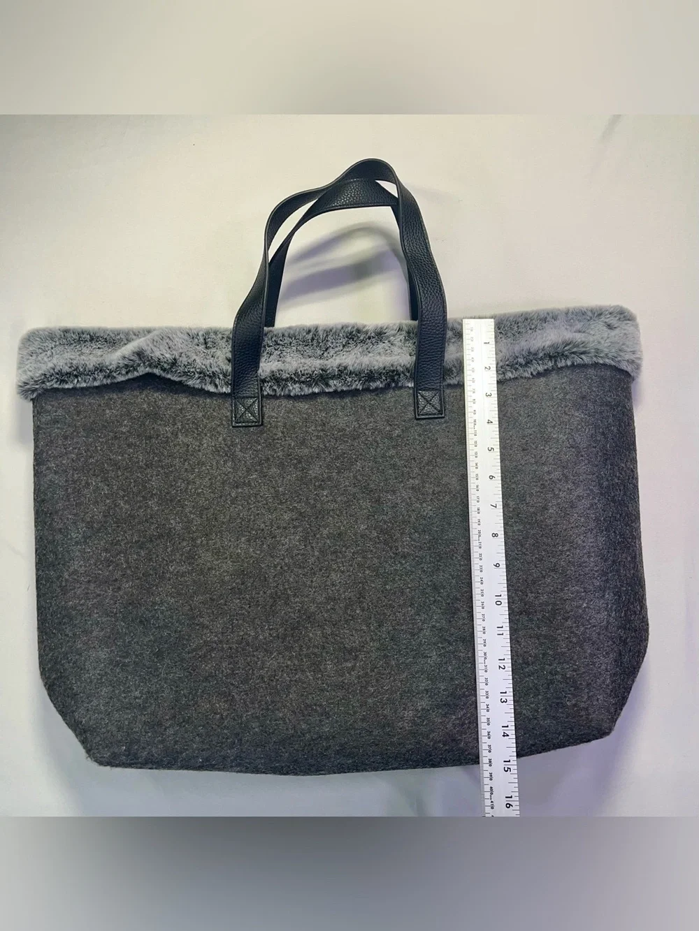 Barnes & Noble Gray Faux-Fur Trim Large Felt Tote with Black Handles